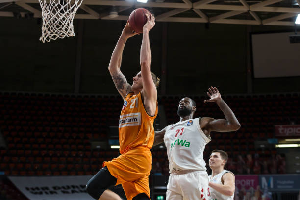 击与二点球 击与二点球